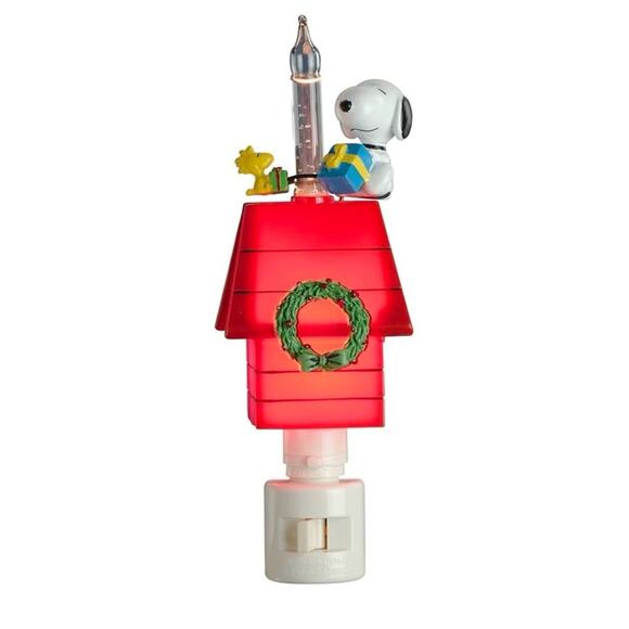 NIB Peanuts Snoopy & Woodstock Sitting on Doghouse Christmas Bubble Nite Light - Picture 1 of 6